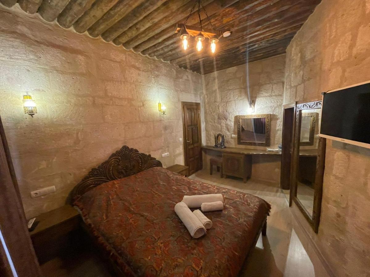 Bella Vista Stone House Hotel อูร์กุบ ภายนอก รูปภาพ