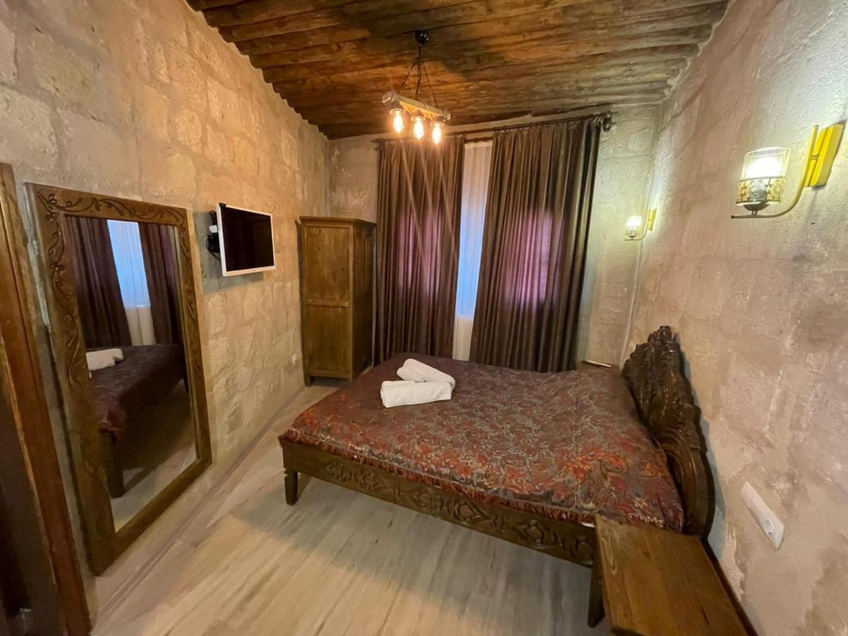 Bella Vista Stone House Hotel อูร์กุบ ภายนอก รูปภาพ